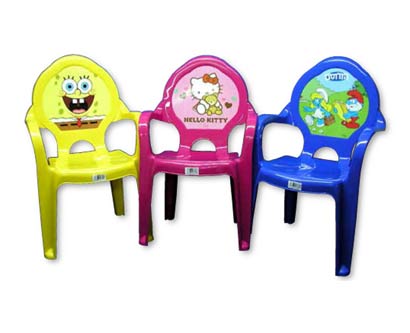 כסא פלסטיק לילדים מותגים 