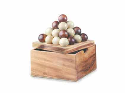 משחק מנהלים פרמידה